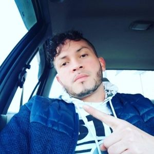 Meet your Posher, Yoniel